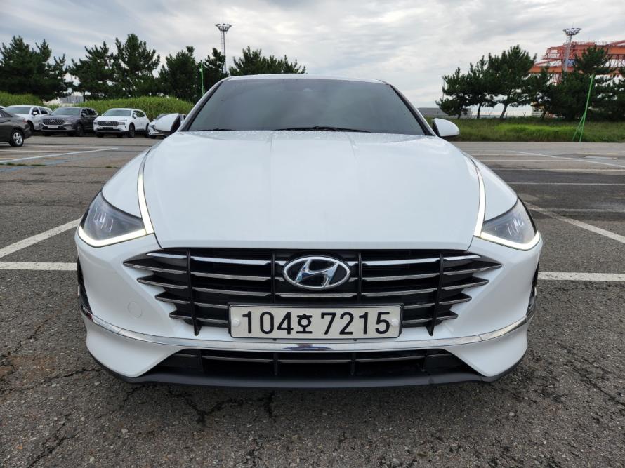 쏘나타 DN8 2.0 스타일/556,000원/중고차 장기렌트